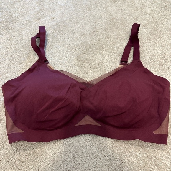 Honeylove CrossOver Wireless Bra in Fig 2X - Picture 4 of 5